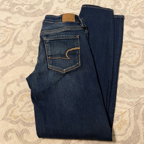 NWT American Eagle Next Level Stretch Skinny Jeans Size 4 - Picture 1 of 6